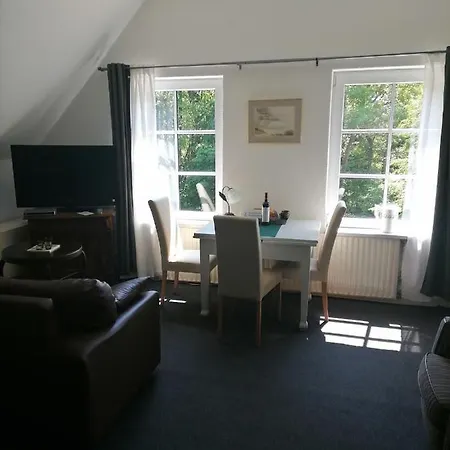 Gutshaus Daemelow Tussen Schwerin En Wismar Extérieur photo